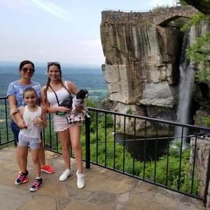 Meet your Posher, Maite